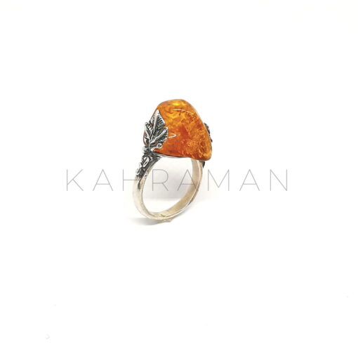 Ασημένιο δαχτυλίδι με κεχριμπάρι BA0072