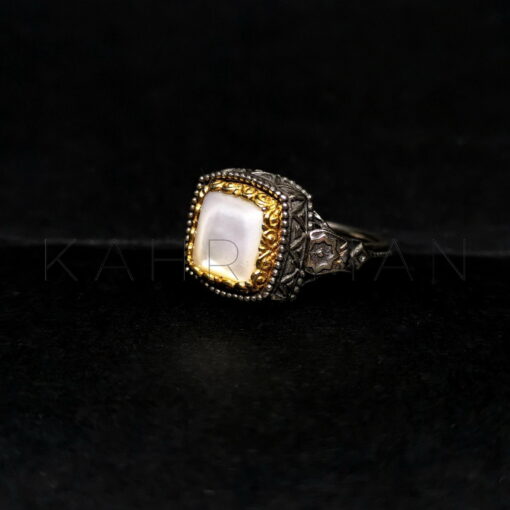 Ασημένιο δαχτυλίδι με λευκή πέρλα σεντέφι BA0199