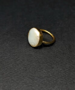 Επιχρυσωμένο δαχτυλίδι από ασήμι με μαργαριτάρι